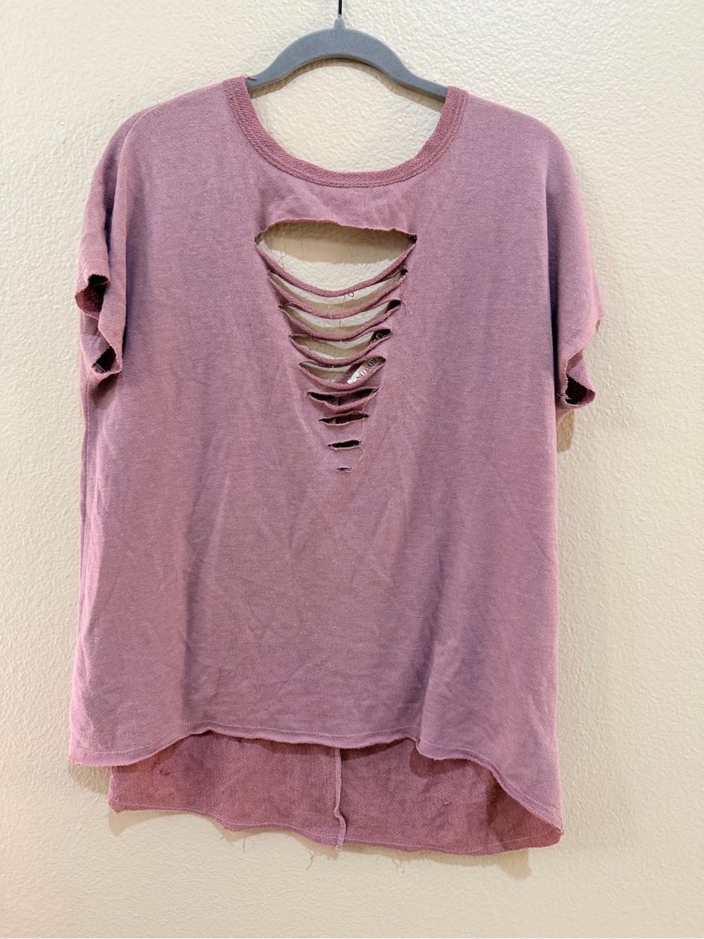 NU LABEL dusty rose  Shredded Back Distressed Top Size S
